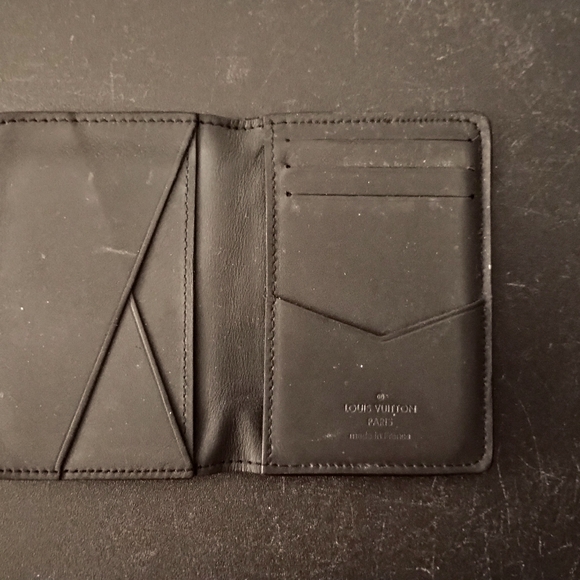 Authentic Louis Vuitton Wallet Card Organizer - Picture 4 of 6